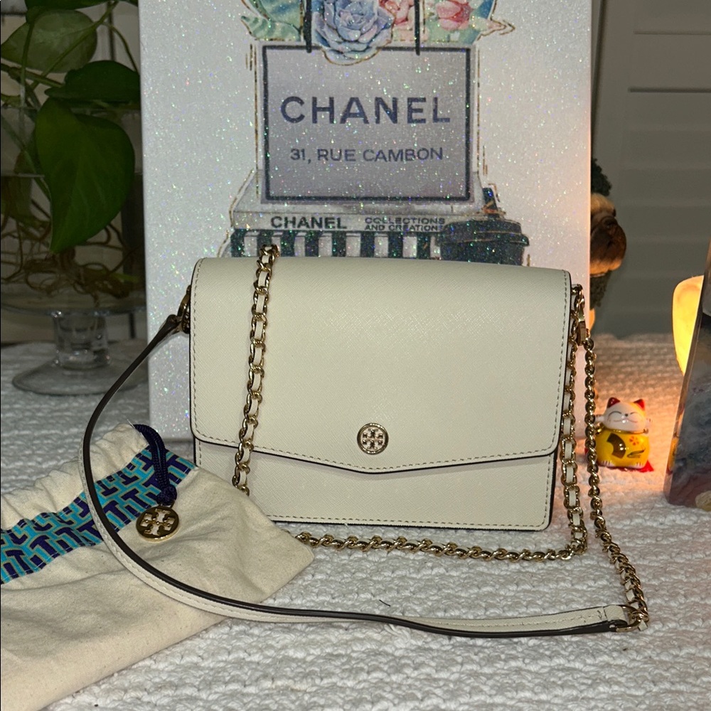 Tory Burch Ivory Crossbody Bag with Gold Chain